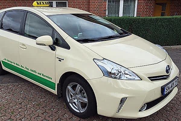 Umwelttaxi, WM-Reisedienst, Taxi Schwerin, Toyota Prius, Hybrid